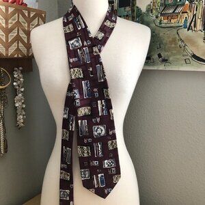 Hickey Freeman Hand Sewn Italian Silk Necktie